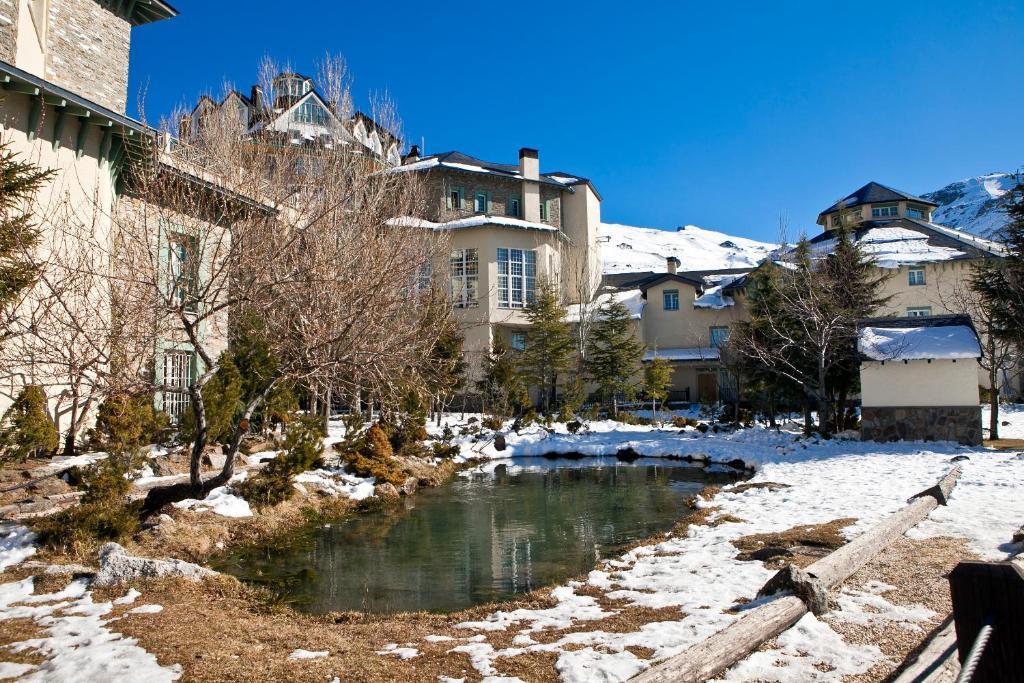 Hotel Apartamentos Trevenque Sierra Nevada Extérieur photo